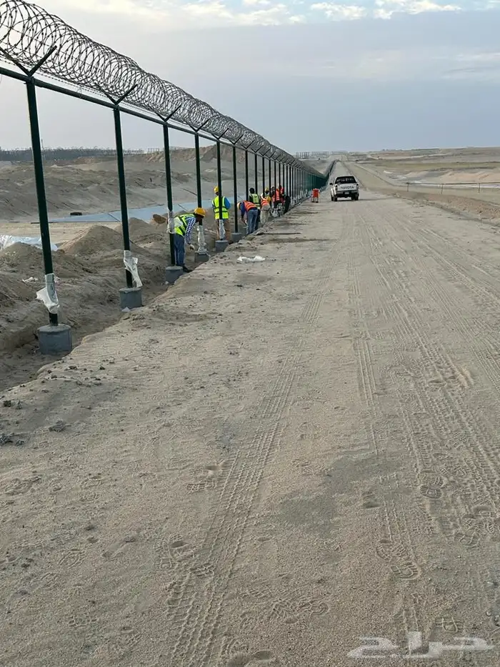 توريد وتركيب جميع أنواع السياجات والشبوك بكافة أنواعها 6