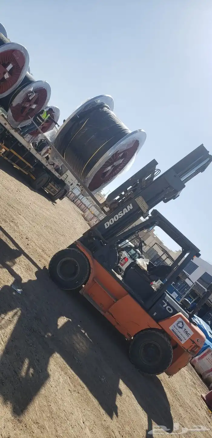 رافعه شوكيه للايجارفوركلفت 0