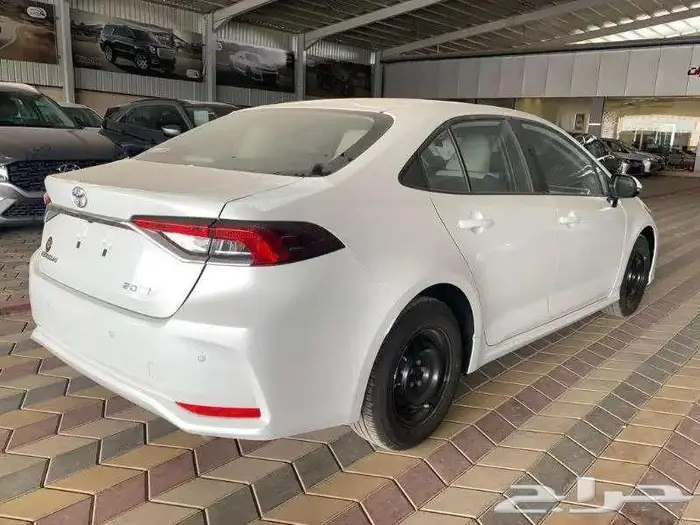 تويوتا كورولا استاندر مكينه 2.0 طيس 2026 4