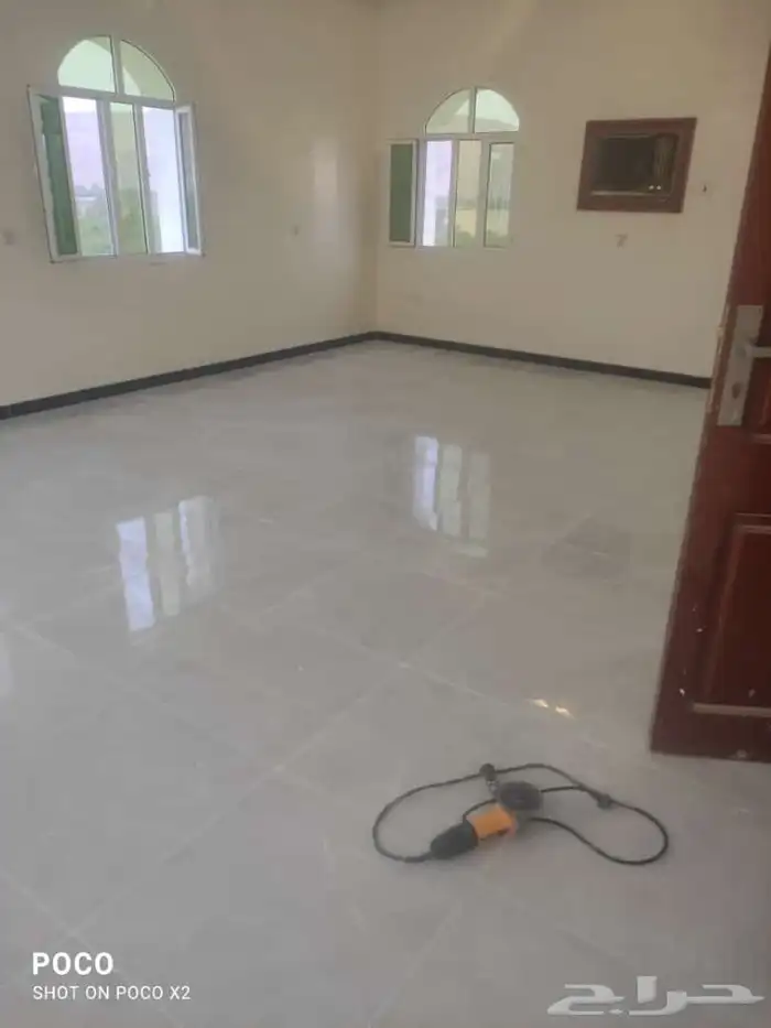 تركيب جميع انواع البلاط سيراميك رخام جدران وارضيات ودرج 6