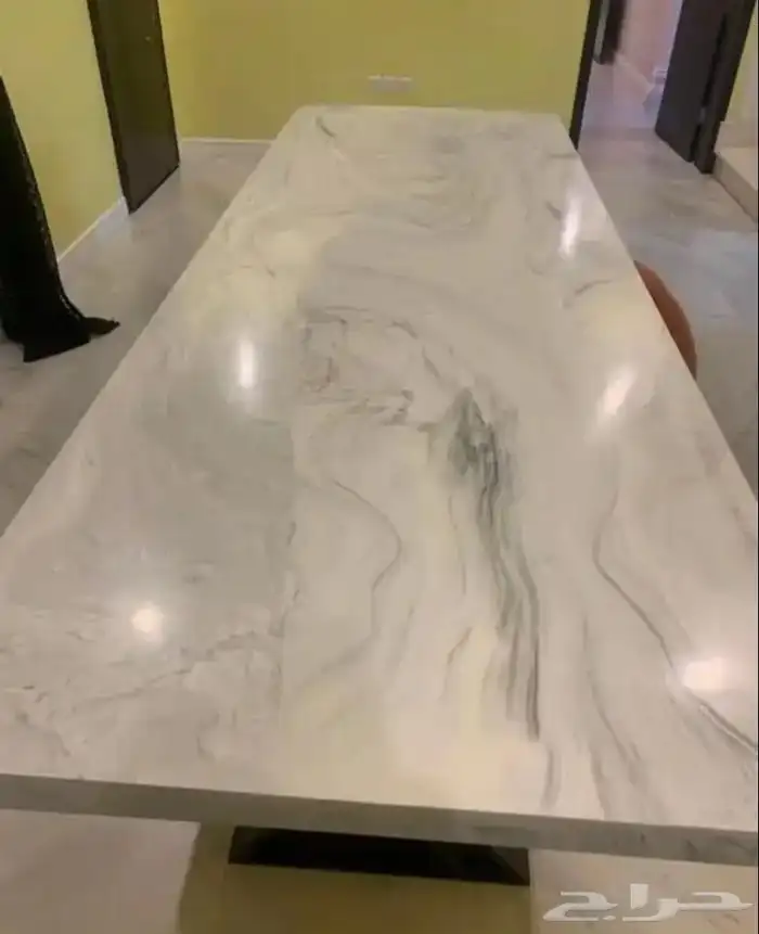 تصميم وتفصيل طاولات طعام ومكاتب رخام صناعي وطبيعي حسب الطلب 7