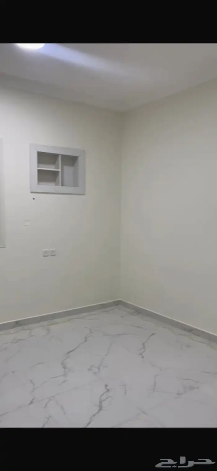 شقه للايجار حي الجنادريه 0