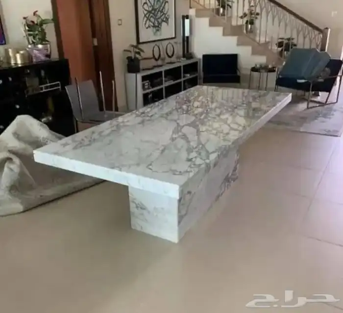 تصميم وتفصيل طاولات طعام ومكاتب رخام صناعي وطبيعي حسب الطلب 5