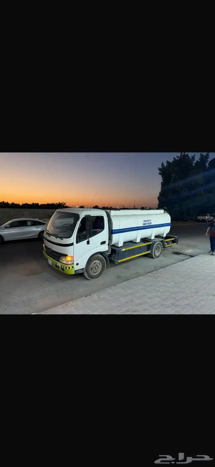 تنكر وايت ماء تويوتا موديل 2013 ديزل خزان فيبر نظيف 4