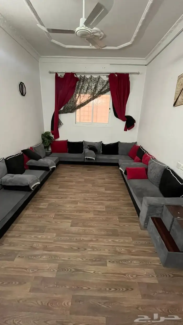 مجلس ومقلط وشاشة 11