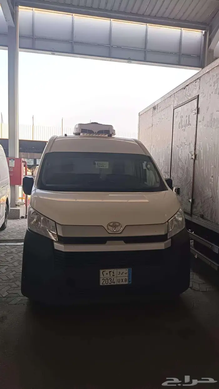 باص تويوتا 2023 0