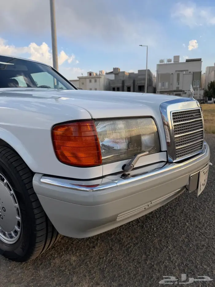 مرسيدس بنز 560 مخزن 3