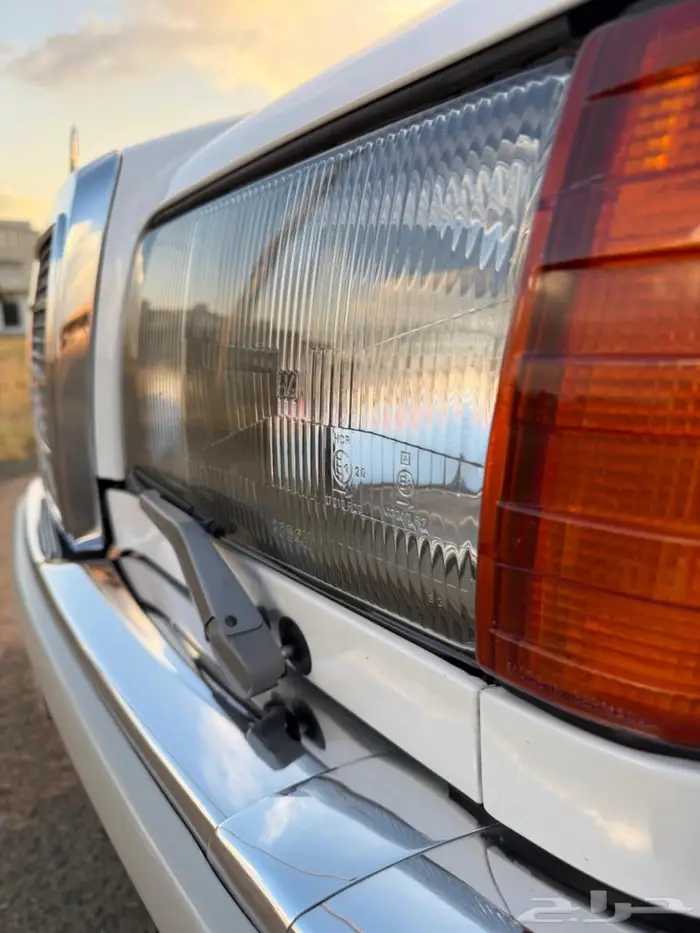 مرسيدس بنز 560 مخزن 4