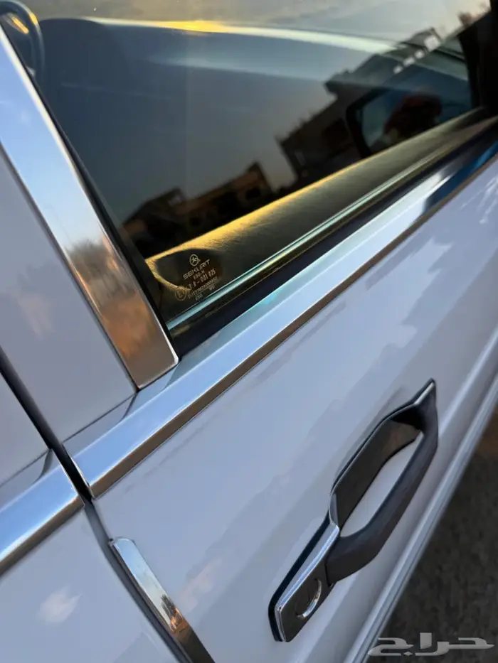 مرسيدس بنز 560 مخزن 11