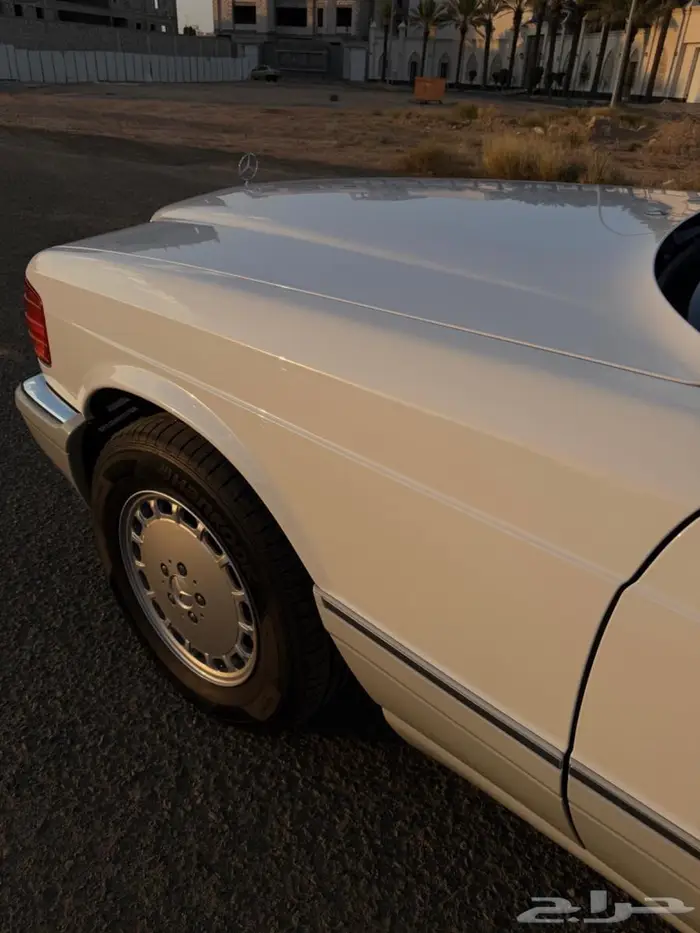 مرسيدس بنز 560 مخزن 6