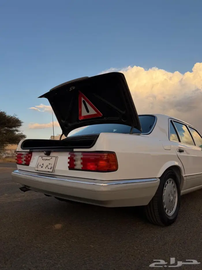 مرسيدس بنز 560 مخزن 14