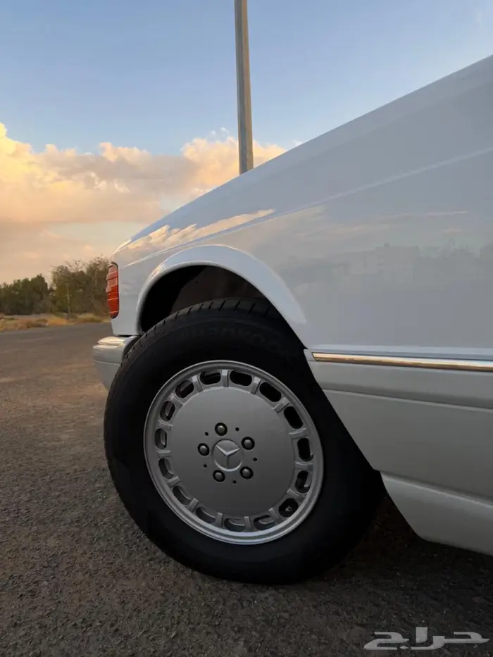 مرسيدس بنز 560 مخزن 13