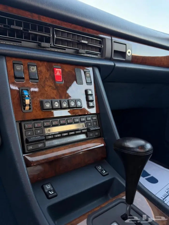 مرسيدس بنز 560 مخزن 25