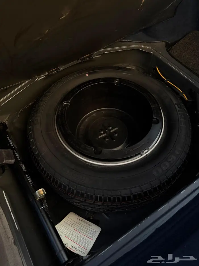 مرسيدس بنز 560 مخزن 38