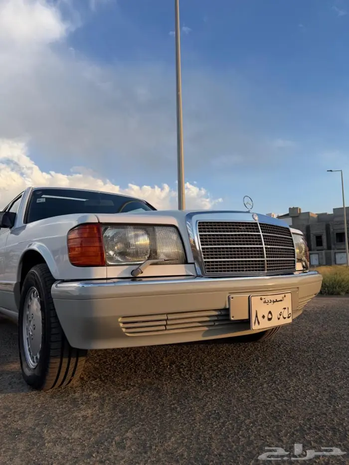 مرسيدس بنز 560 مخزن 40