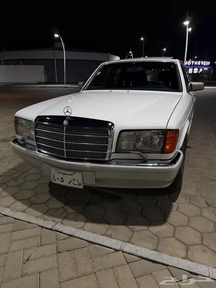 مرسيدس بنز 560 مخزن 42