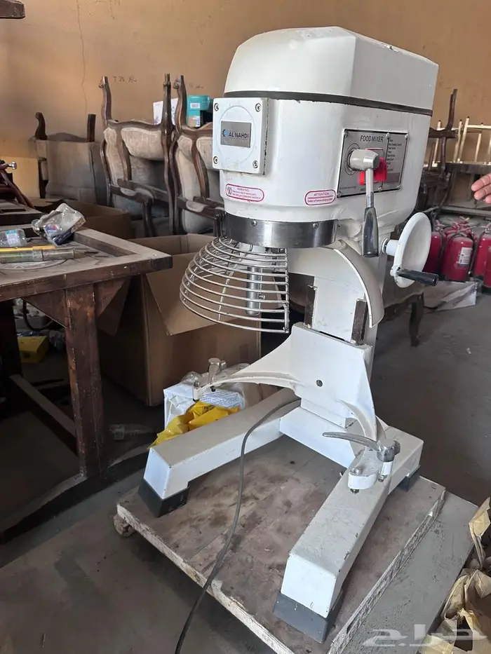 طاولات استيل واثاث و اجهزه 5