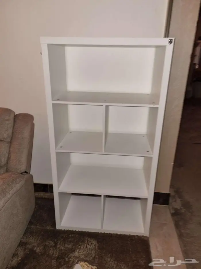 مكتبه خشبيه لون بني ومكتبه بيضاء 4