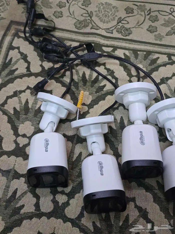 كاميرات مراقبة 1