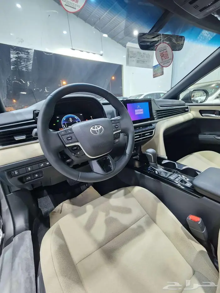 كامري LE هايبرد 2025 السعر 120750 10