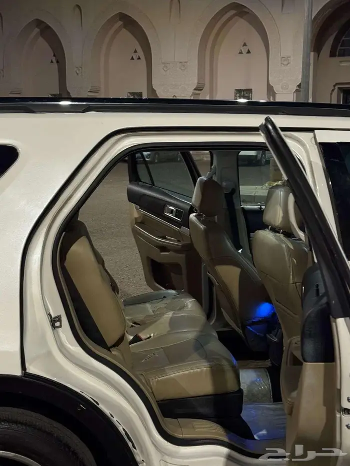 اكسبلور 2016 فل كامل نظيف 10