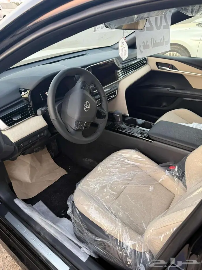 تويوتا كامري LE 2025بنزين 2