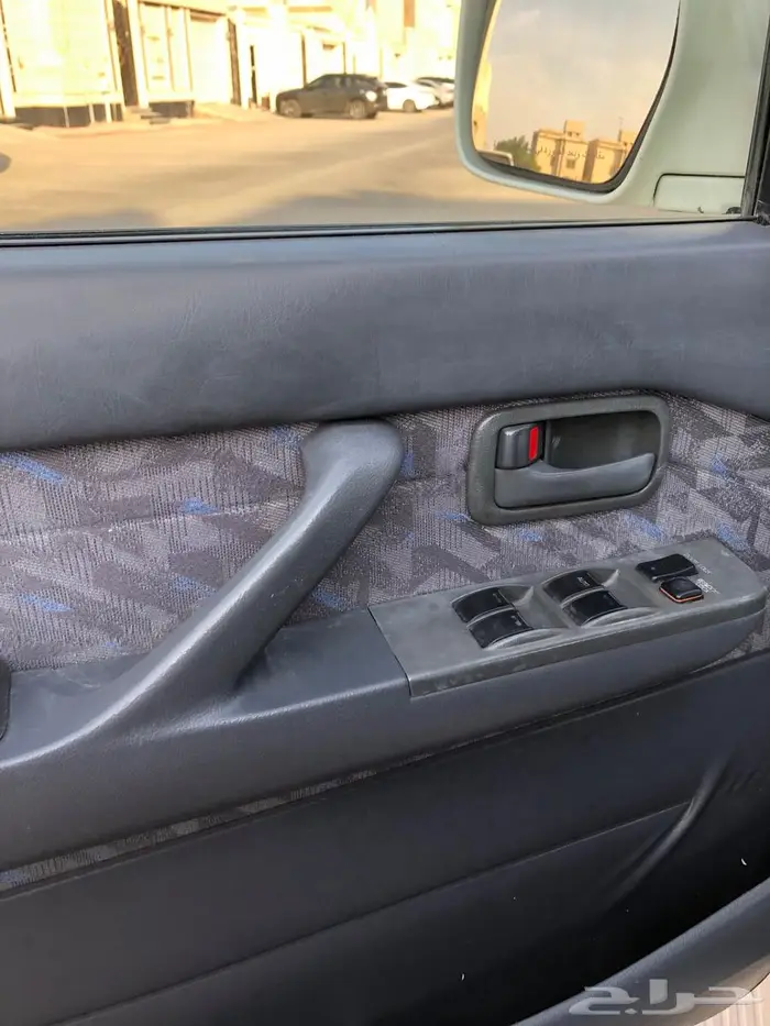 صالون جيب لاندكروزر جي إكس أر 97 كلبريتر 19