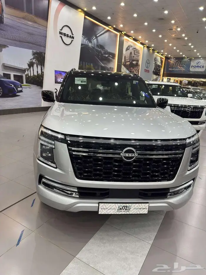 نيسان باترول بلاتينيوم موديل 2026 تنفس طبيعي سقف اسود 9