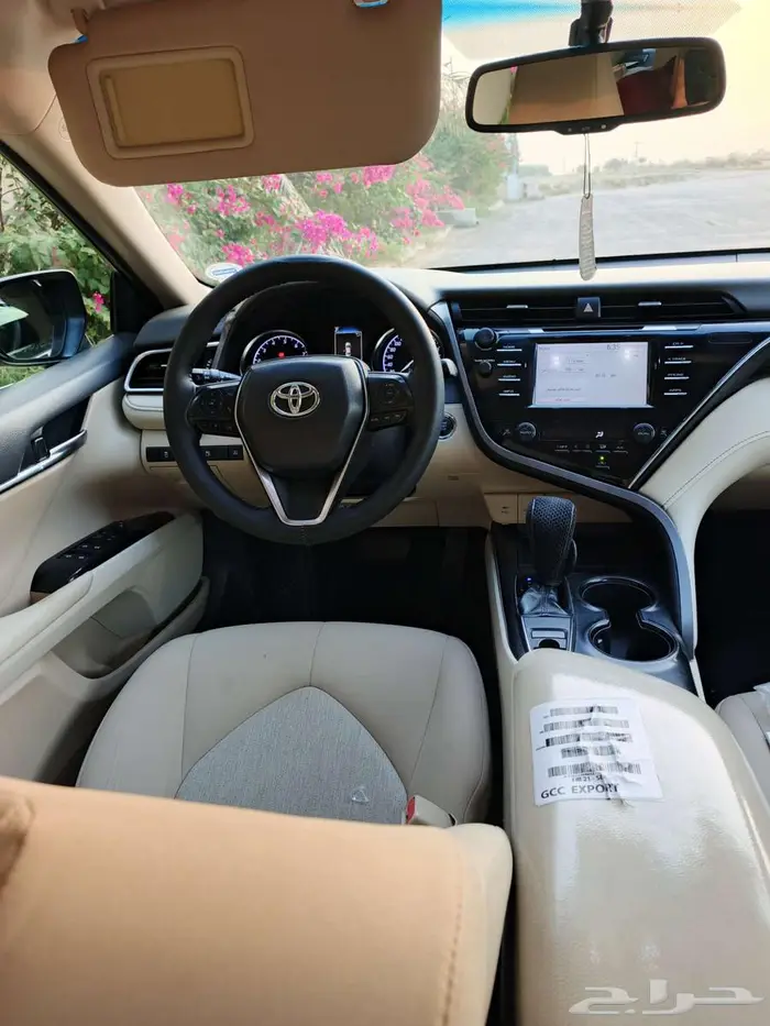 كامري 2018نظيفه وعلى الشرط والفحص 16