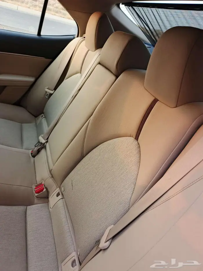 كامري 2018نظيفه وعلى الشرط والفحص 33