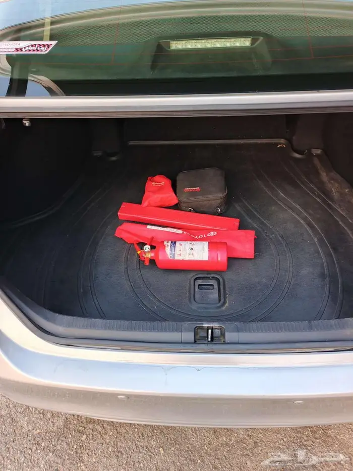 كامري 2018نظيفه وعلى الشرط والفحص 35