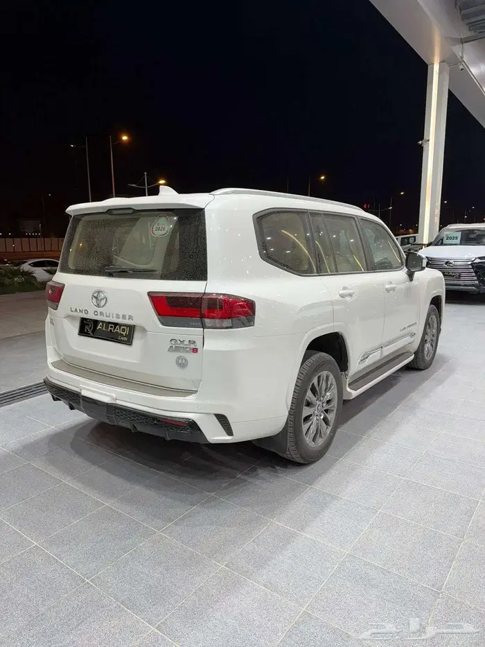 تويوتا لاندكروزر GXR-S وارد الساير 2026 10