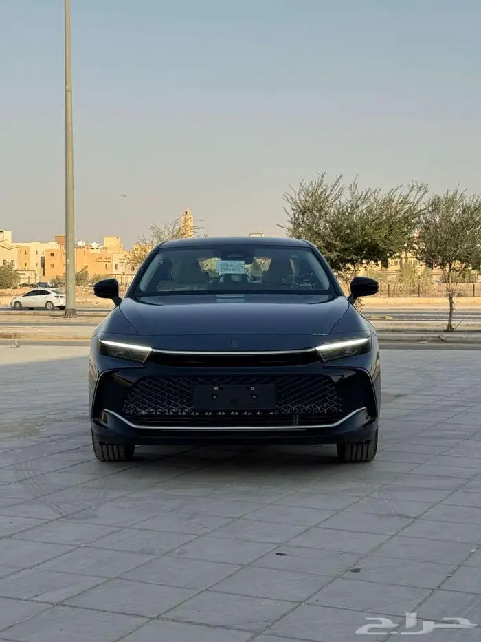 تويوتا كراون 2.5 برستيج هايبرد 2026 كاش وأقساط 2