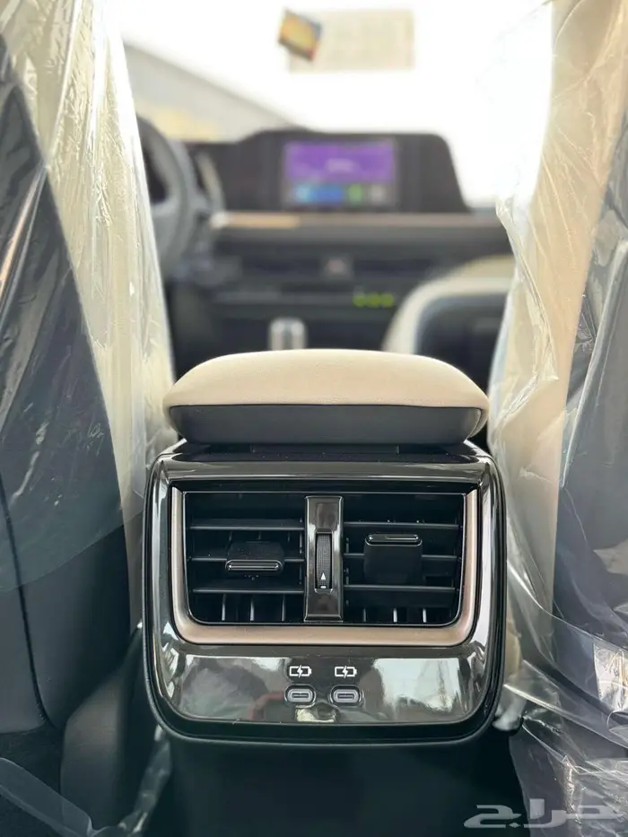 تويوتا كراون 2.5 برستيج هايبرد 2026 كاش وأقساط 11