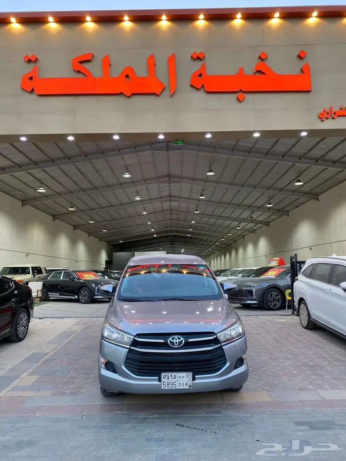 تويوتا انوفا موديل 2023 محرك بنزين 4 سلندر 2.7 CC 0