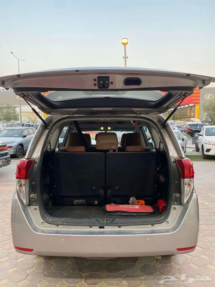 تويوتا انوفا موديل 2023 محرك بنزين 4 سلندر 2.7 CC 15