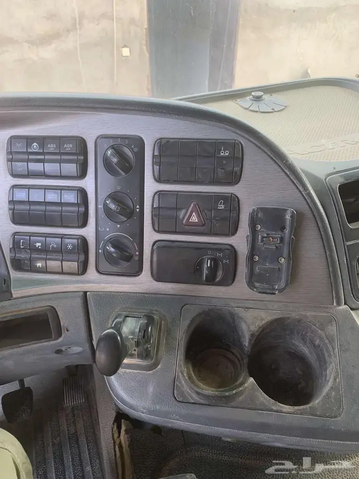 سياره مرسيدس اكتروس 2008 5