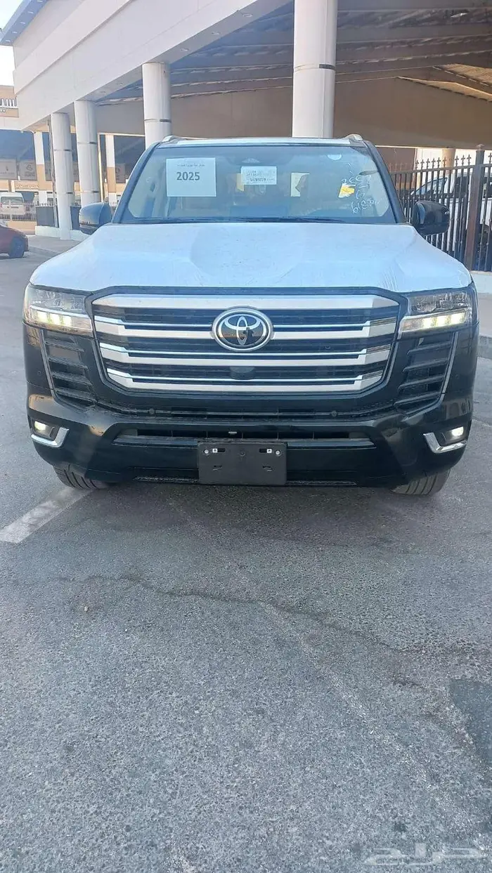 تويوتا جي اكس ار l4 موديل 2025 0