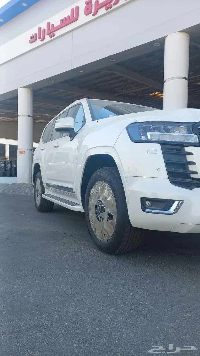 تويوتا جي اكس ار L4 موديل 2025 3