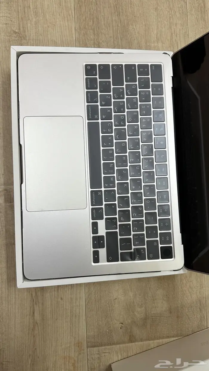 ابل ماك بوك اير m2 4