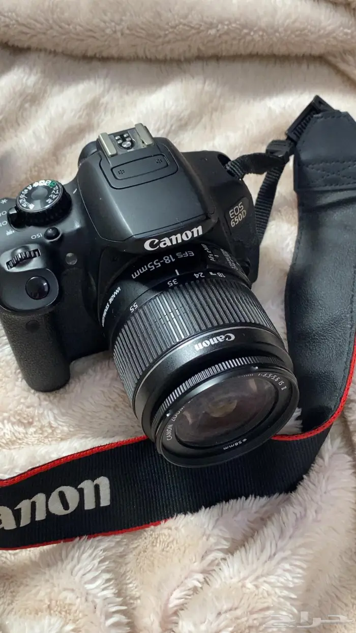 للبيع كاميرا Canon 650D نظيفة جد ا 0