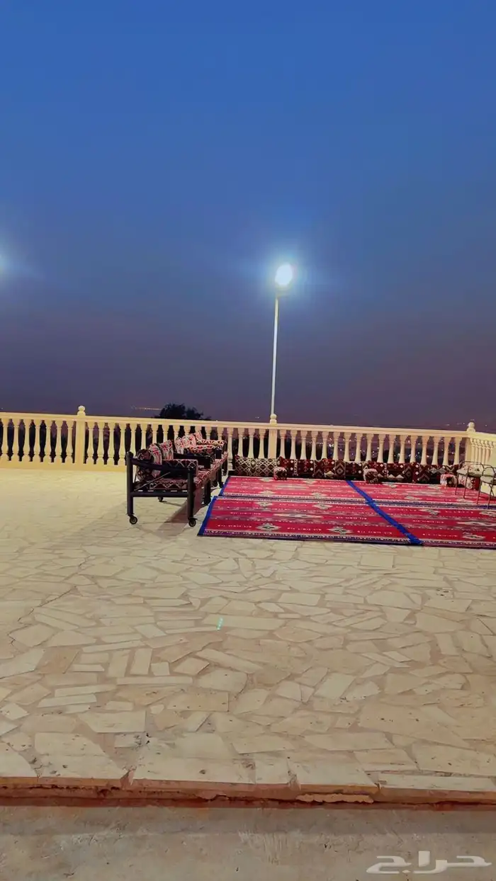 مخيم مطل للإيجار 9