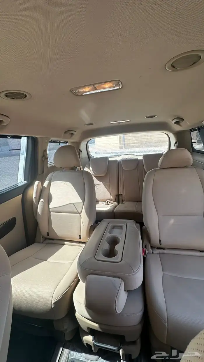 كيا كرنفال على يدنا من الوكالة 2