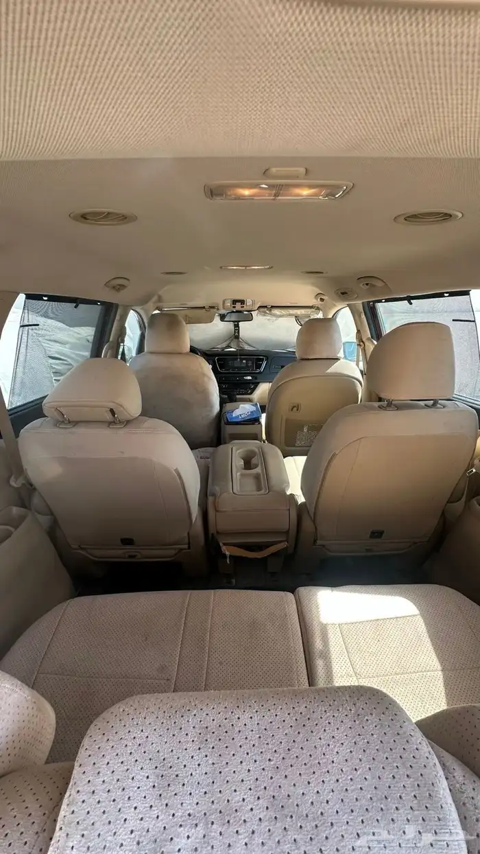 كيا كرنفال على يدنا من الوكالة 3