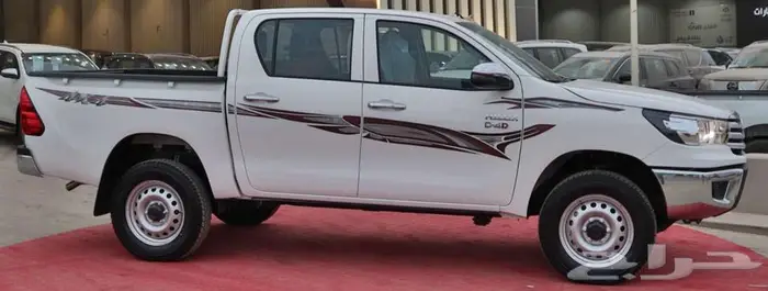 تويوتا هايلوكس 2025 ديزل دبل وبدون (عروض الانماء لاتفوتك) 5