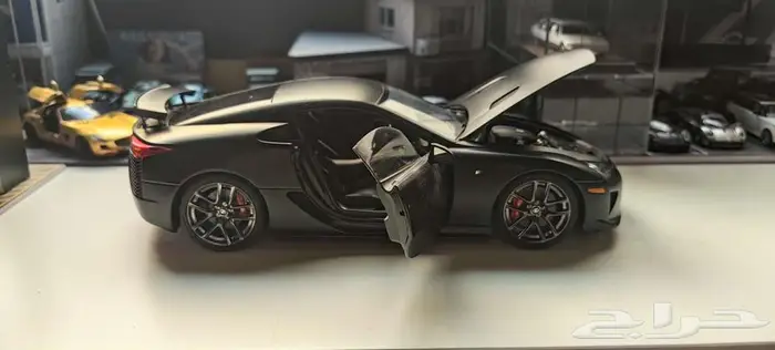 (( مجسم )) لكزس اسود 3