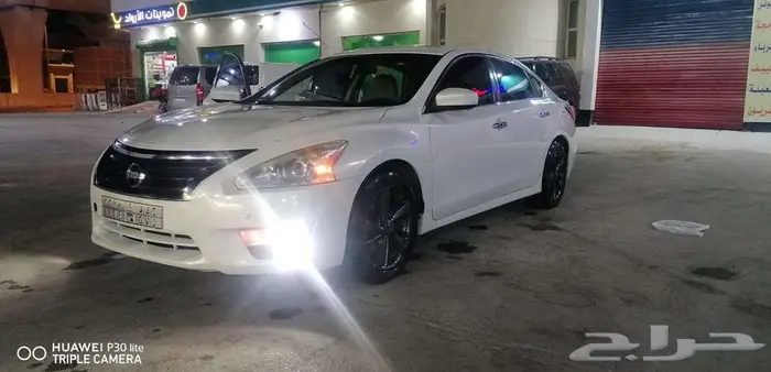 نيسان التيما 6 سلندر موديل 2014 12