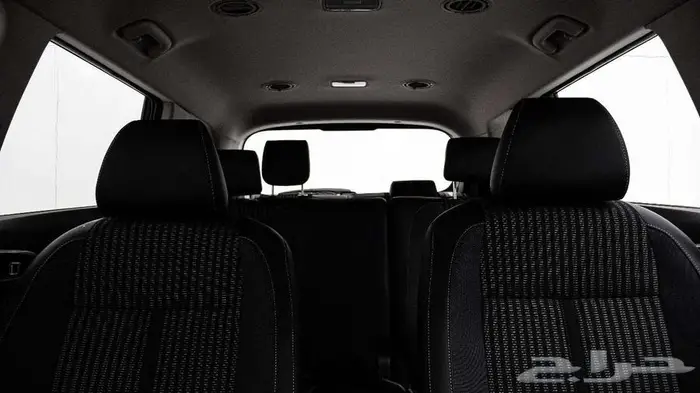 كيا كارينز مطور 2025 متوفر ستاندر 8