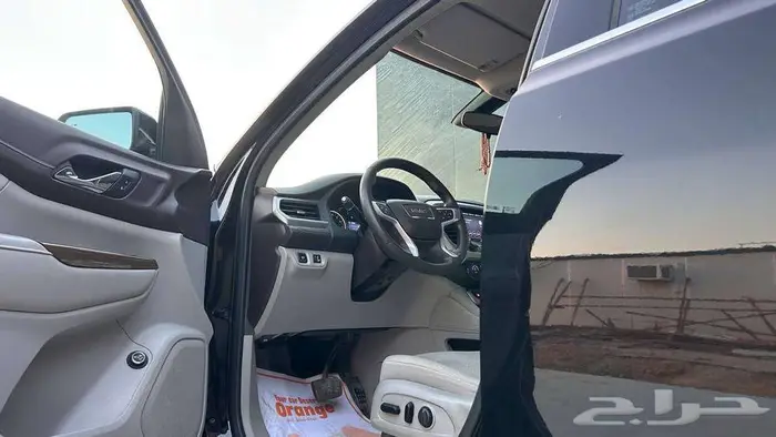 جي ام سي اكاديا 2023 مستعمل لدى شركة عبدالمجيد الخضر 14