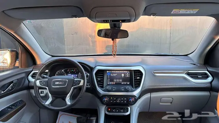 جي ام سي اكاديا 2023 مستعمل لدى شركة عبدالمجيد الخضر 7